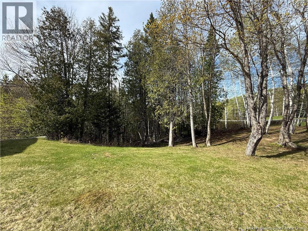 327 Marcoux Street - 8