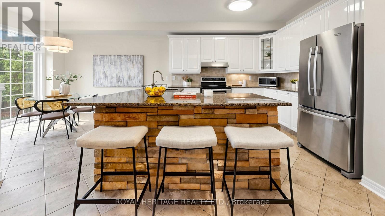3 KINROSS AVENUE - 12