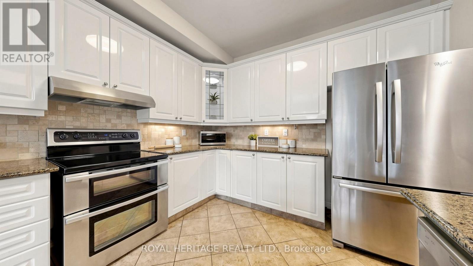 3 KINROSS AVENUE - 16