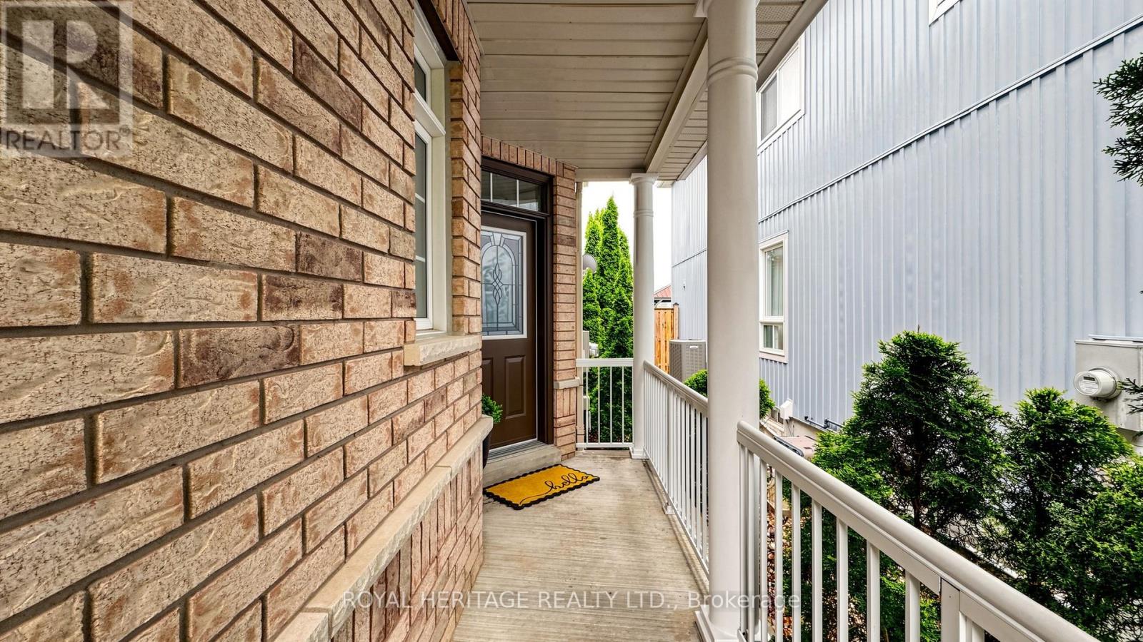 3 KINROSS AVENUE - 2