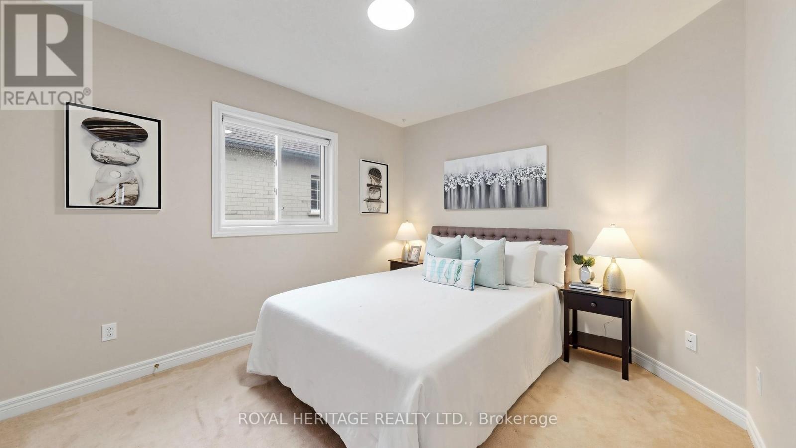 3 KINROSS AVENUE - 29