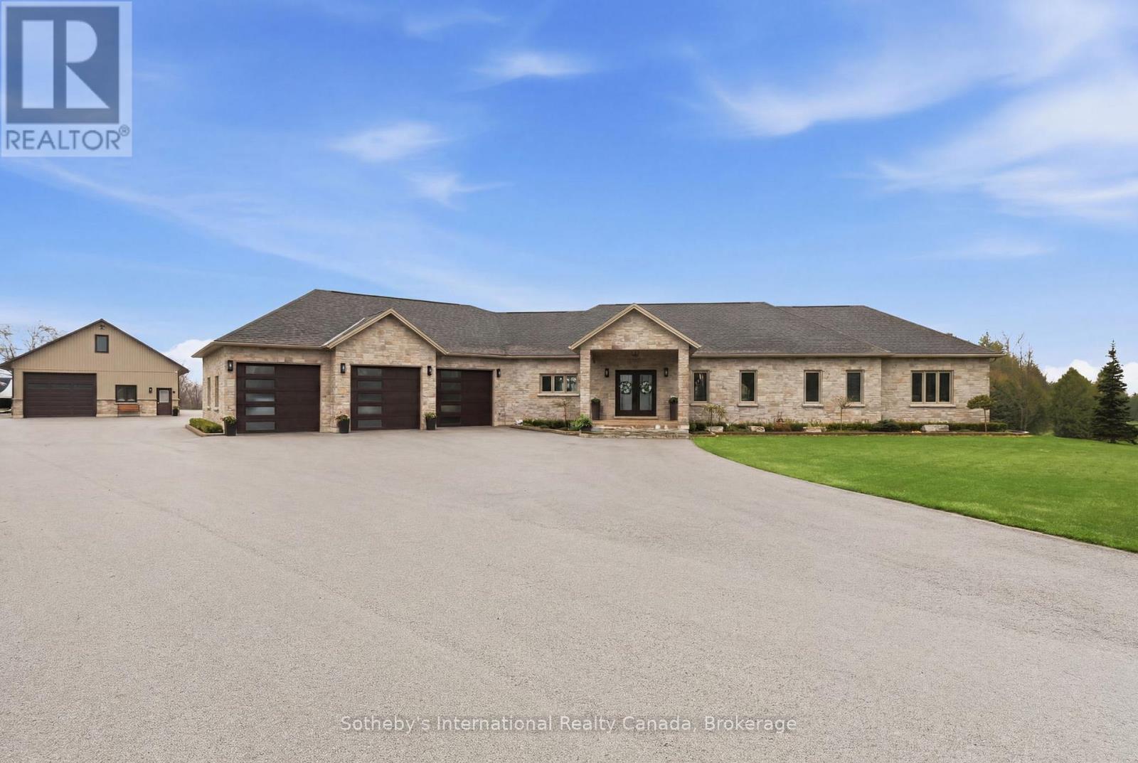 565332 SIDEROAD 7A - 2