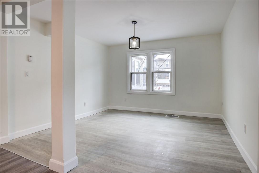 293 Mountain Street - 16