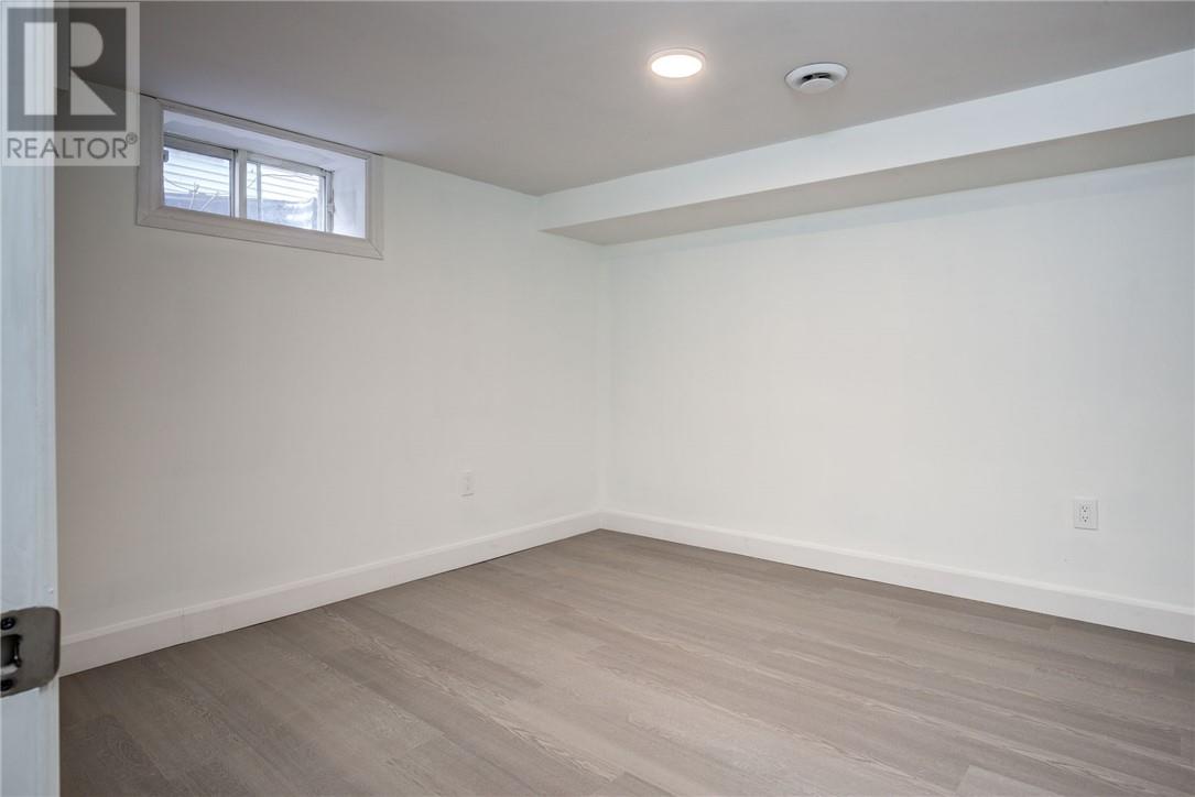 293 Mountain Street - 24