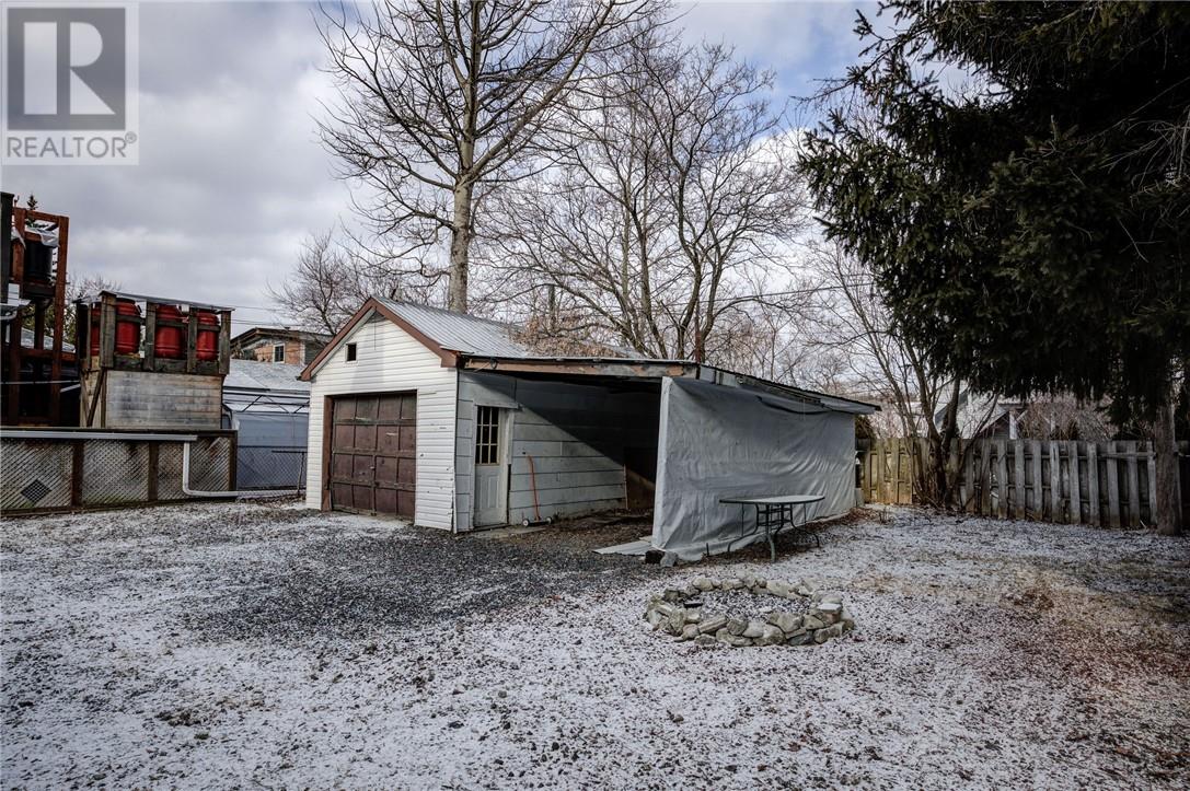 293 Mountain Street - 29