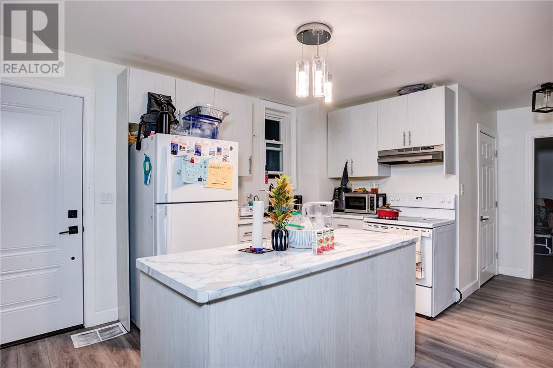 293 Mountain Street - 35