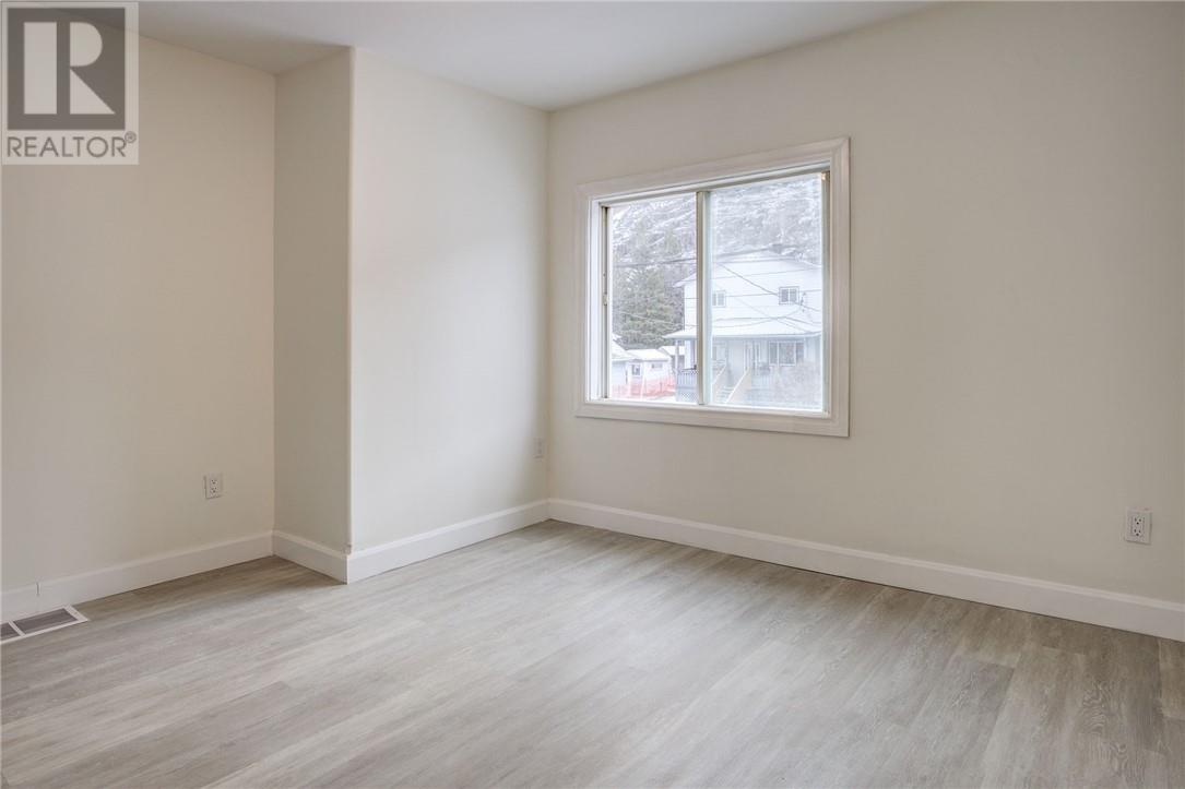 293 Mountain Street - 5