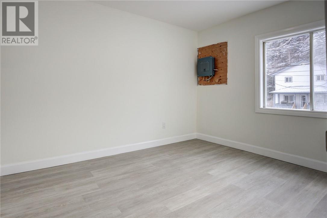 293 Mountain Street - 7