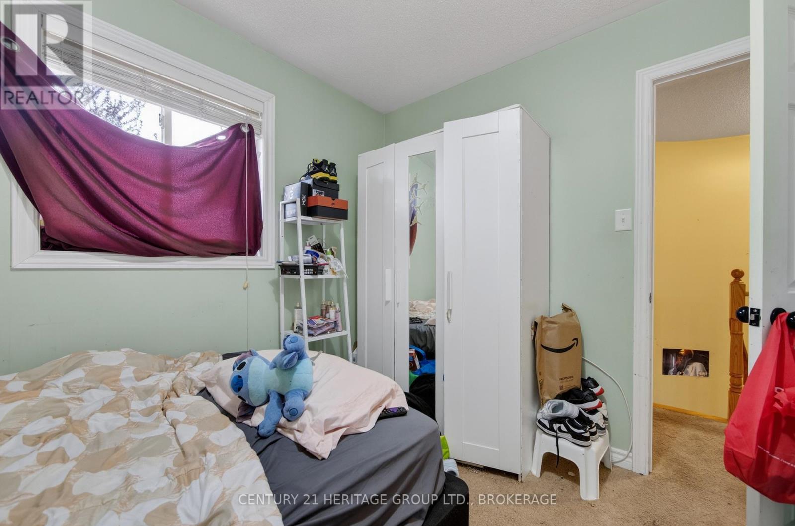 30 LANG DRIVE - 28