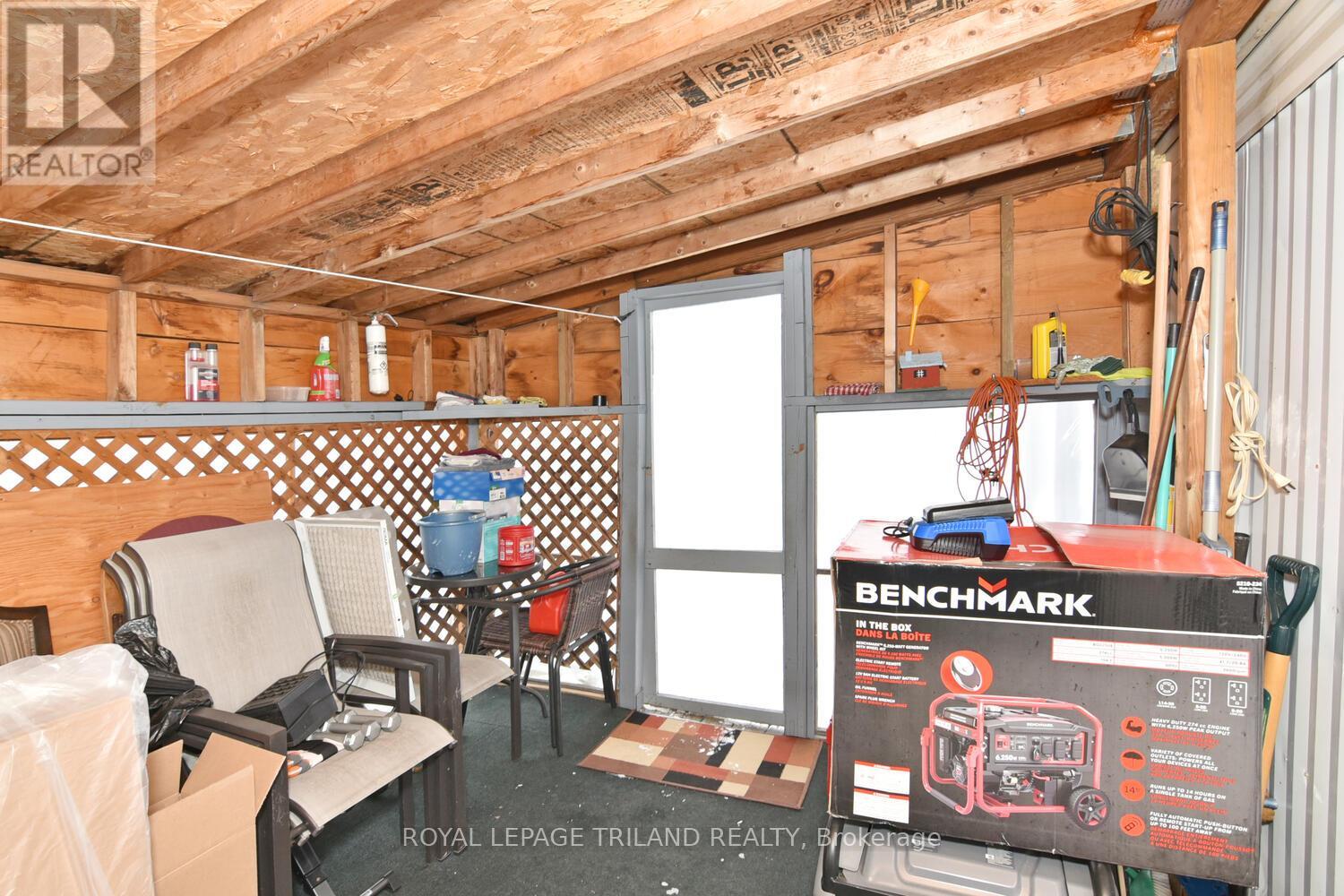 #27 9385 IPPERWASH ROAD - 21