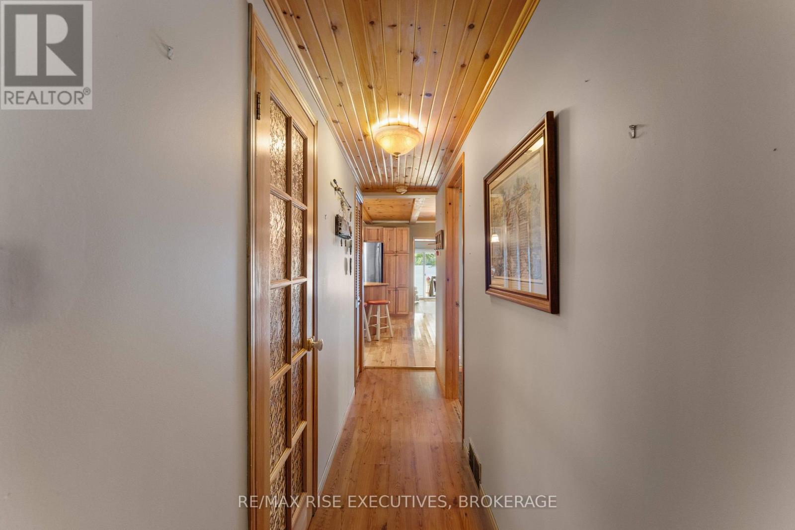 6862 SMITH LANE - 25