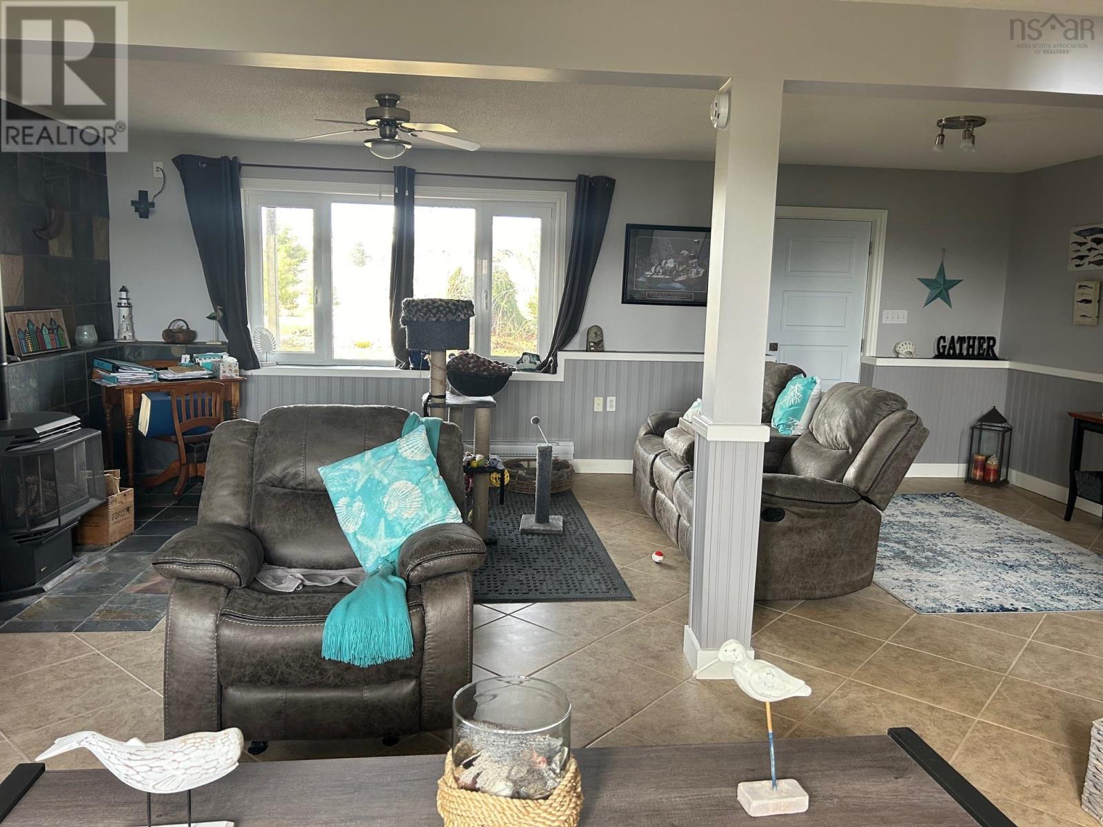 78 Fort Point Road - 38