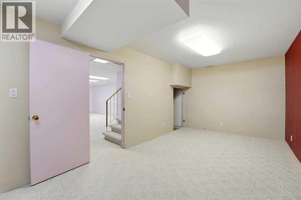 4024 58 Street — photo 24