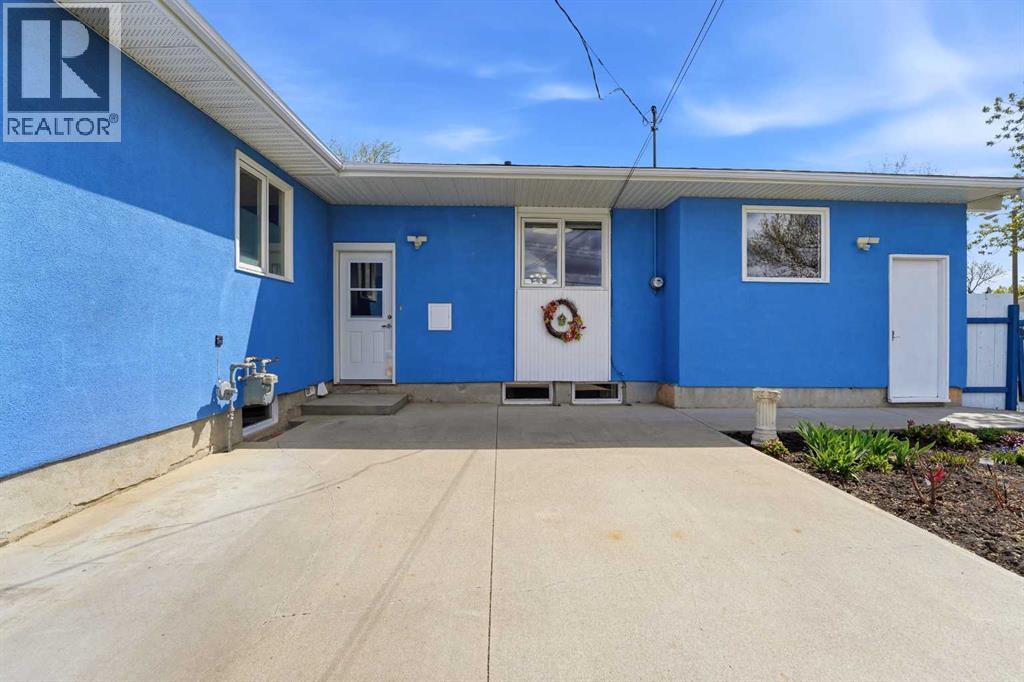 4024 58 Street — photo 27