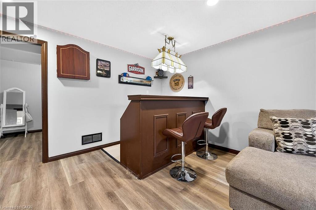 56 HUMMINGBIRD Lane - 32