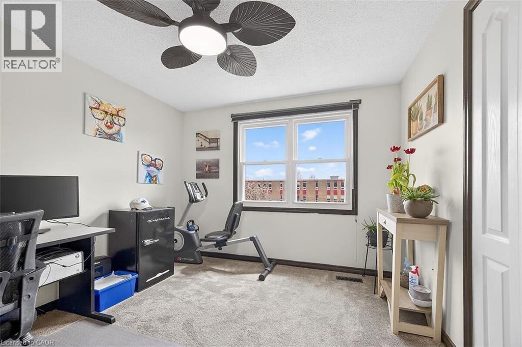 56 HUMMINGBIRD Lane - 21