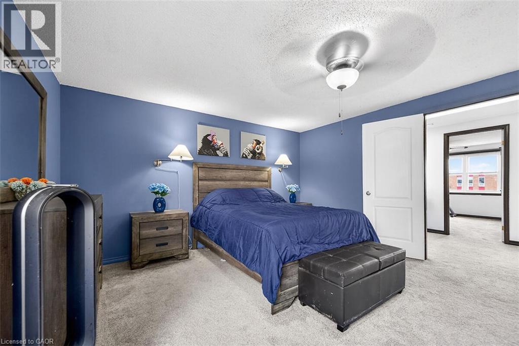 56 HUMMINGBIRD Lane - 17