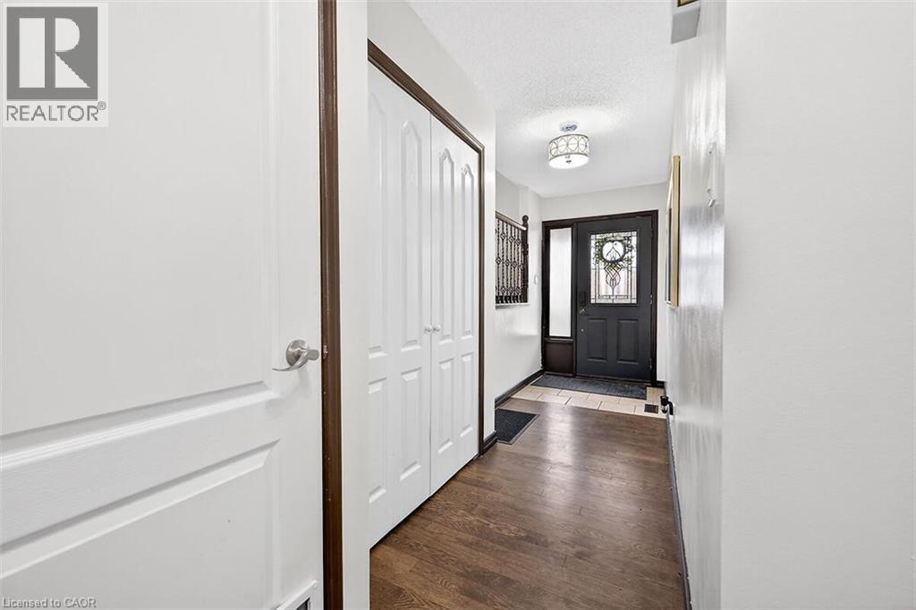 56 HUMMINGBIRD Lane - 36
