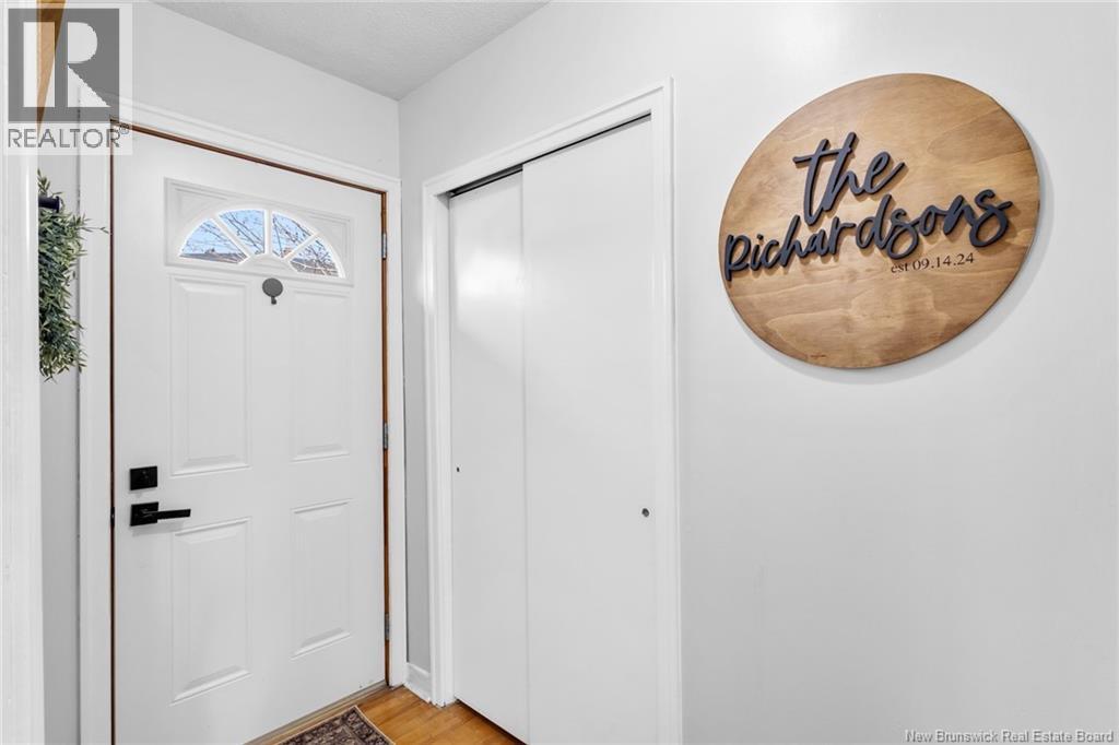 368 Canterbury Drive - 8