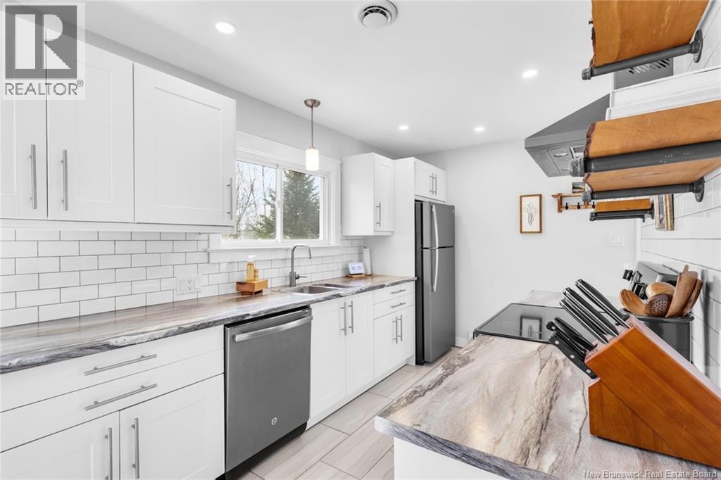 368 Canterbury Drive - 21