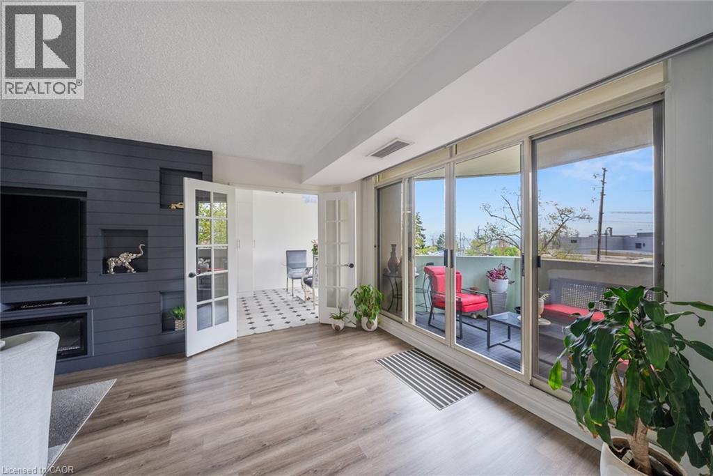 #301 1237 NORTH SHORE Boulevard E - 12