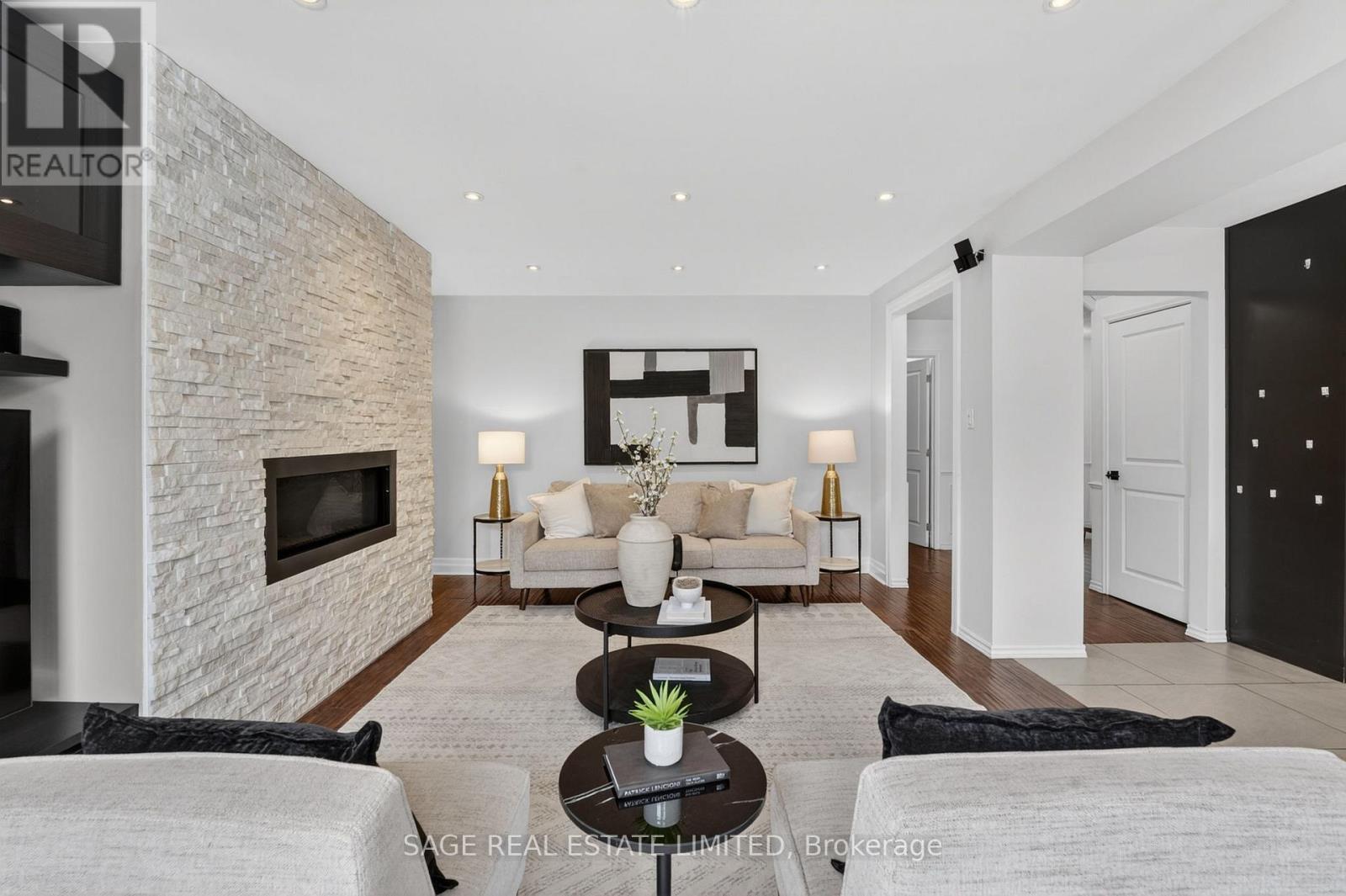 6 ACACIA STREET - 6