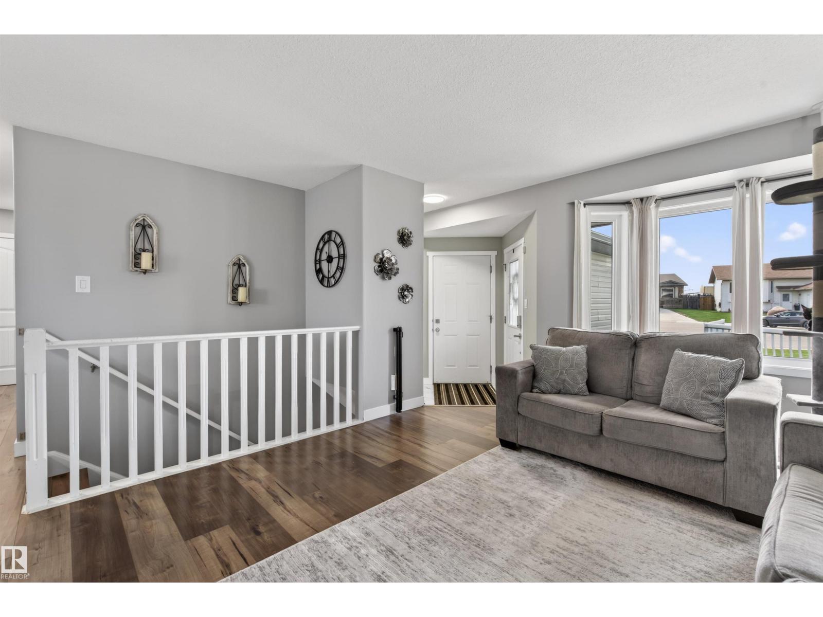 1506 15 ST - 5