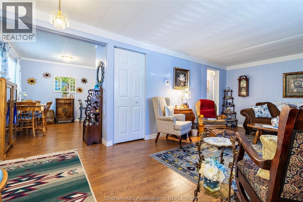 42 Regency DRIVE - 10