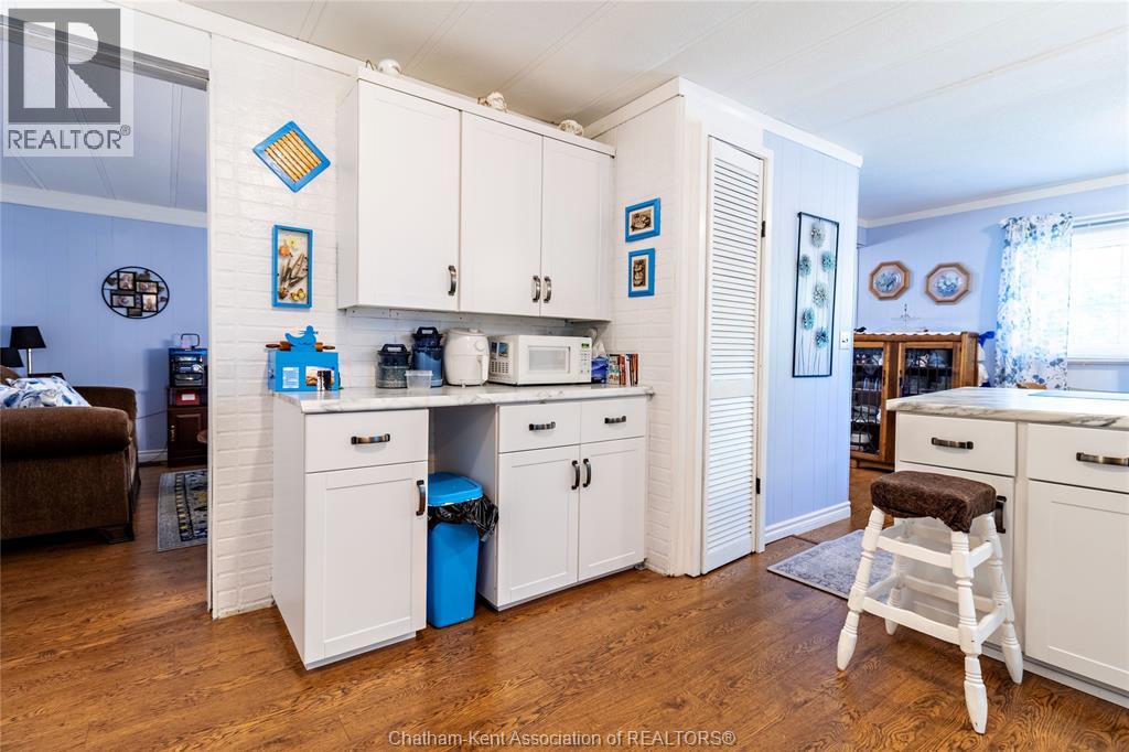 42 Regency DRIVE - 17