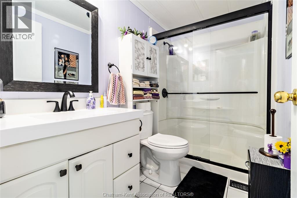 42 Regency DRIVE - 23