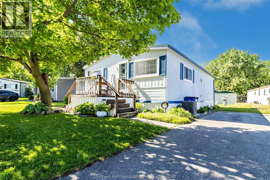 42 Regency DRIVE - Image 3
