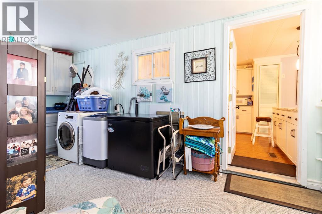 42 Regency DRIVE - 30