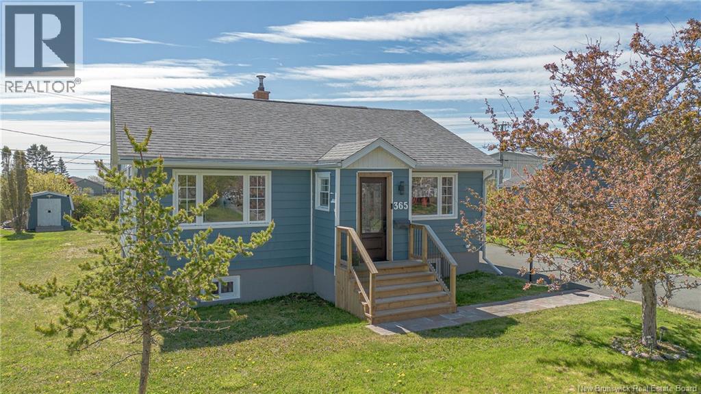 365 Beaconsfield Crescent - Image 2