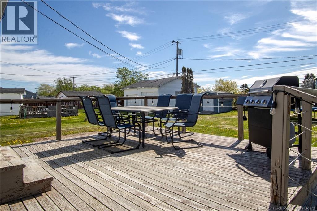 365 Beaconsfield Crescent - 29