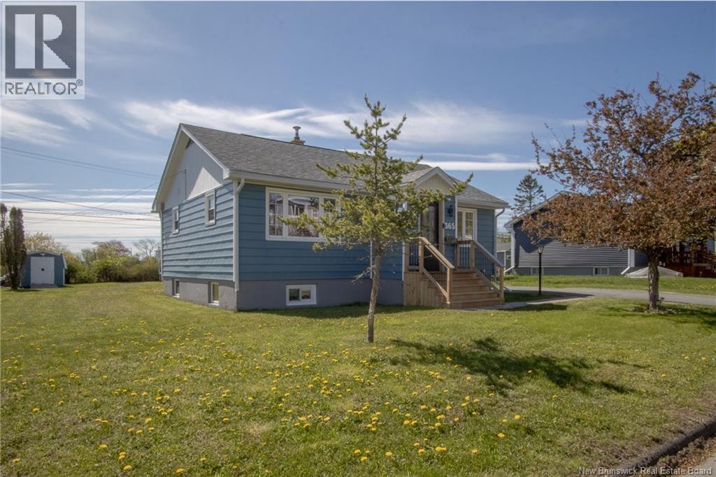 365 Beaconsfield Crescent - 34