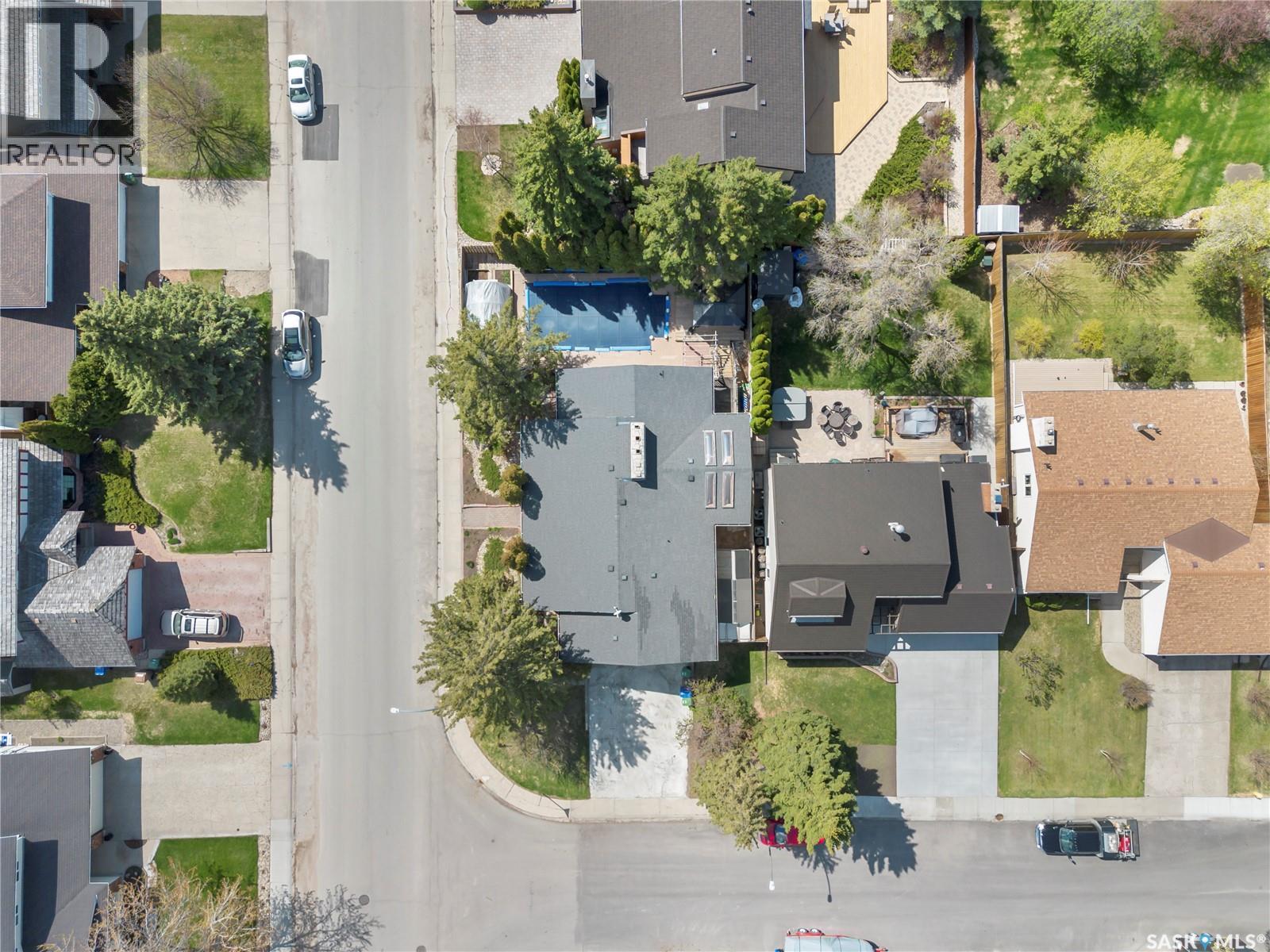 66 LESLIE PLACE - Image 3