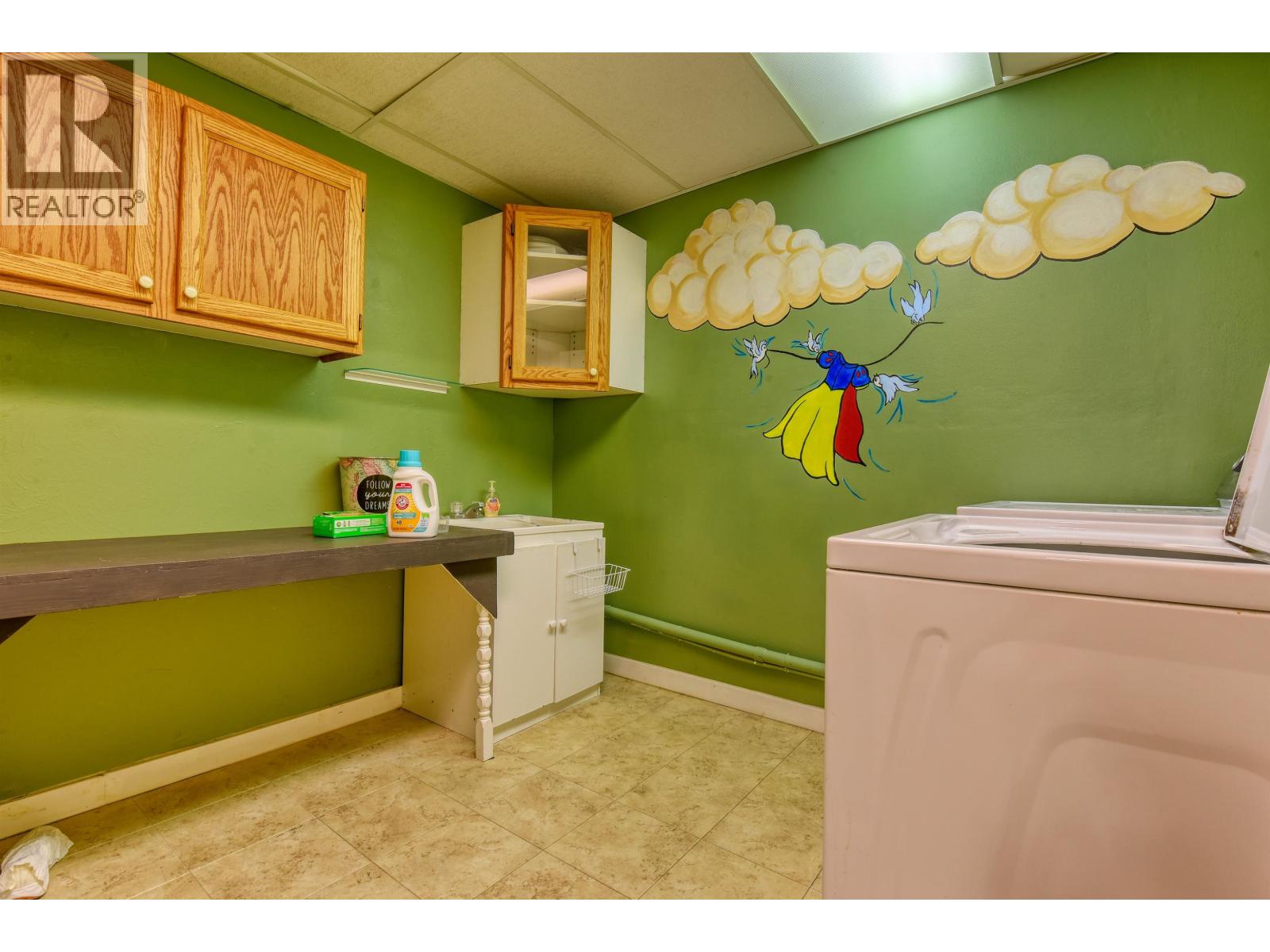 1290 N TWELFTH AVENUE - 14