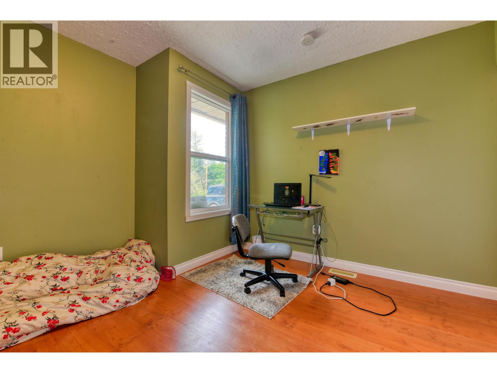 1290 N TWELFTH AVENUE - 9