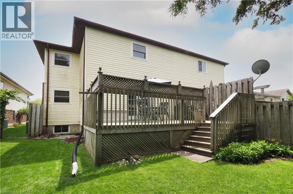 130A MILLER Crescent - 36