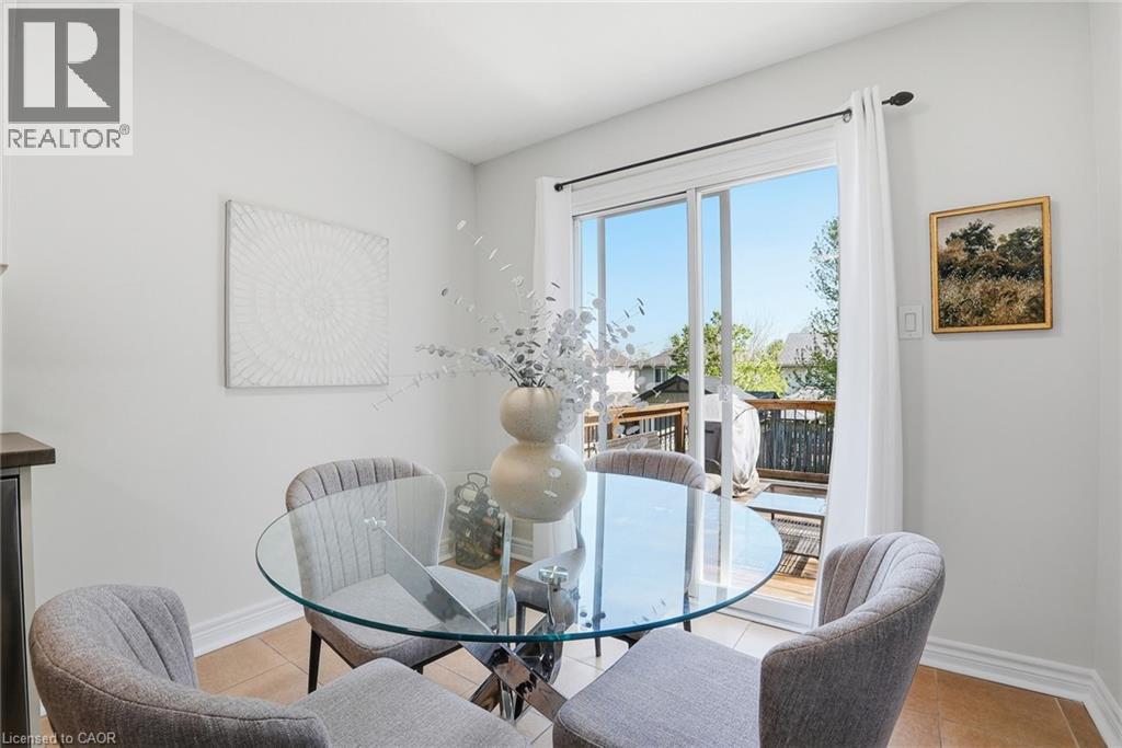 136 MARCY Crescent - 13