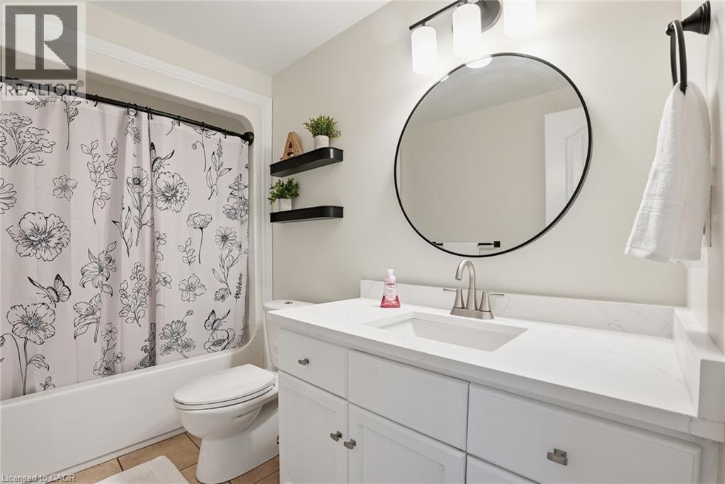 136 MARCY Crescent - 20