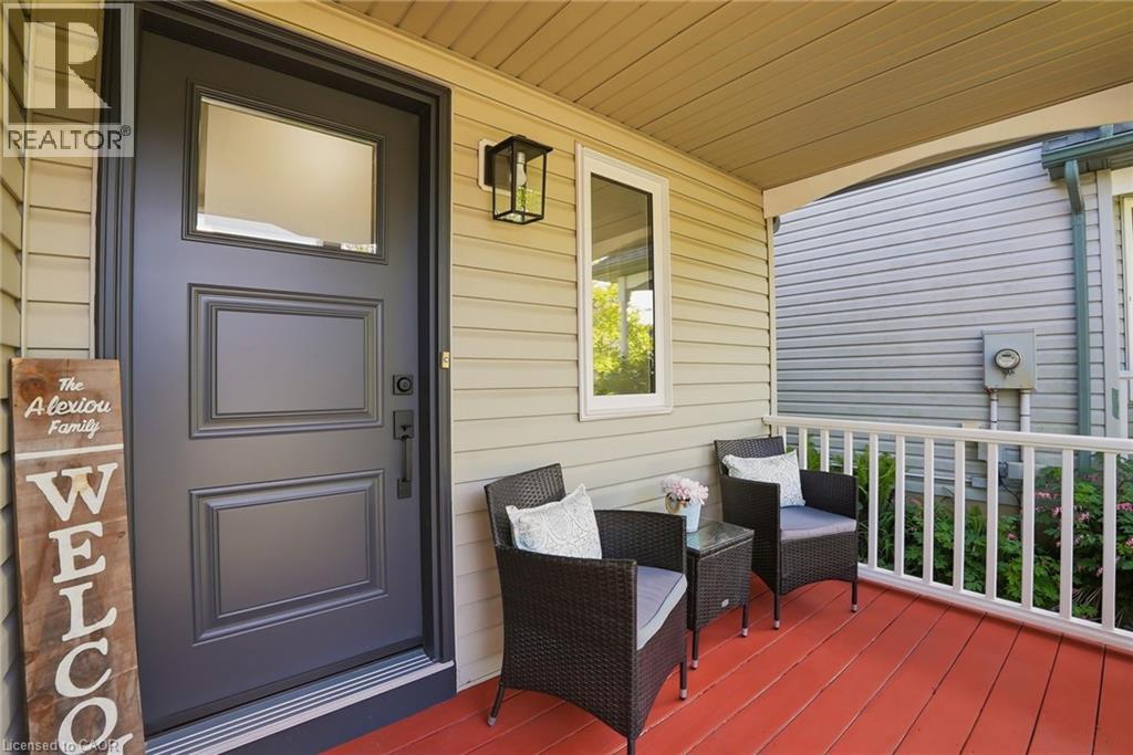 136 MARCY Crescent - 4