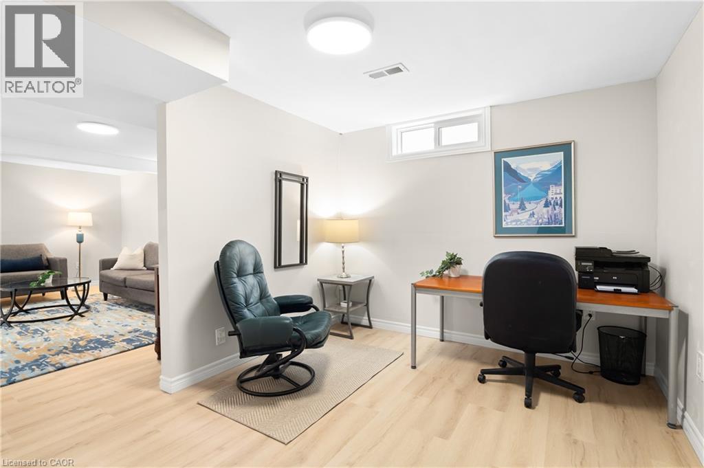 240 GRAND RIVER Boulevard - 35