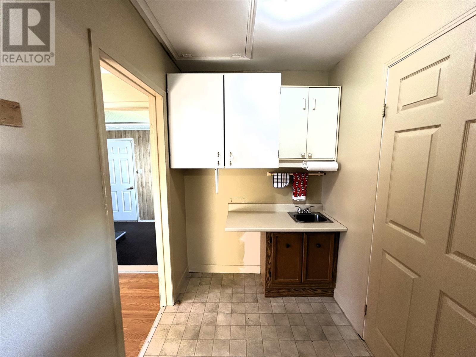 63 St. Clare Avenue - 14