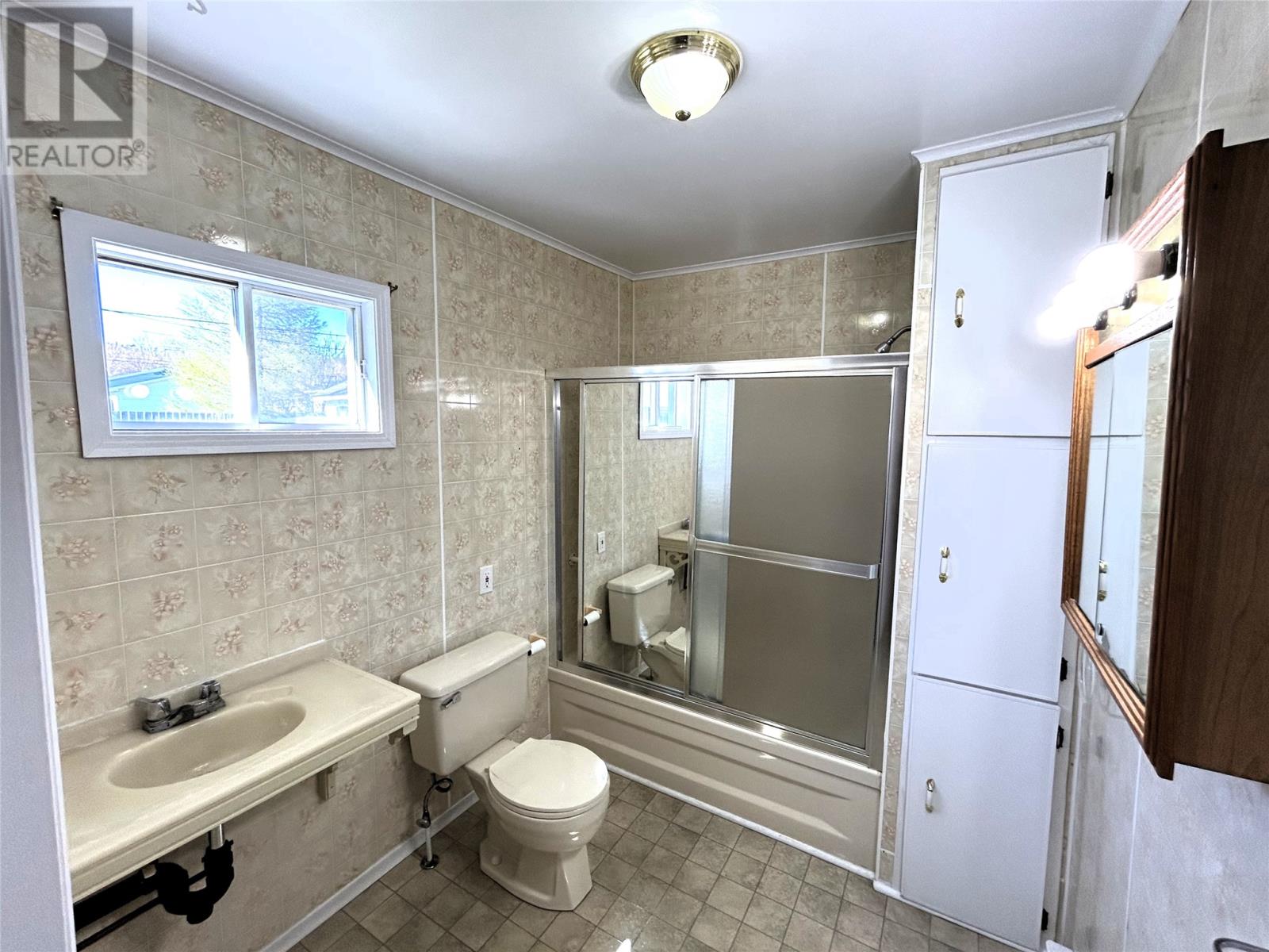 63 St. Clare Avenue - 15