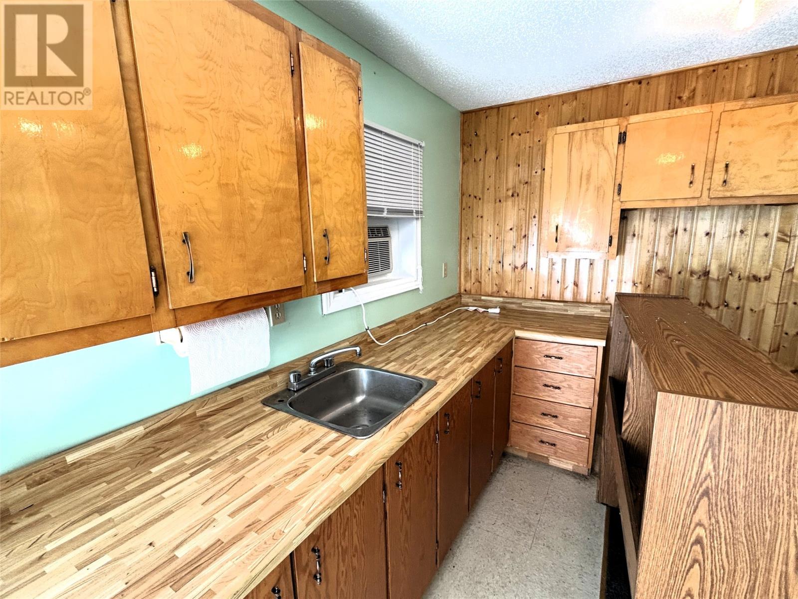 63 St. Clare Avenue - 25