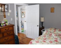 128 Queen Street thumbnail 36