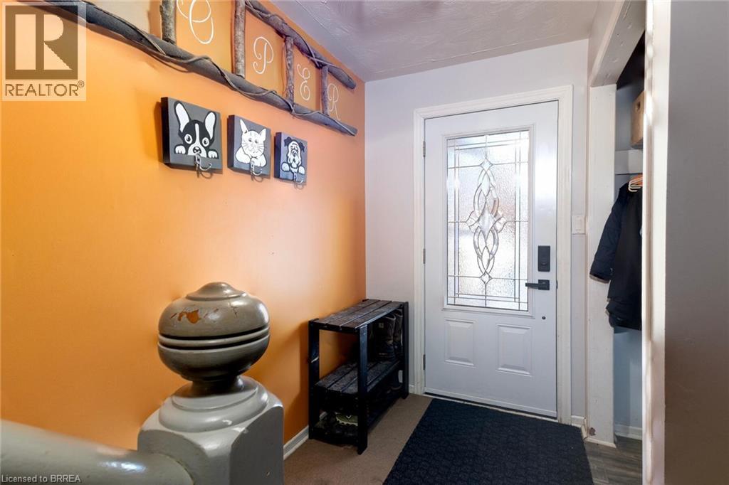 38 MOWAT Street - Image 3