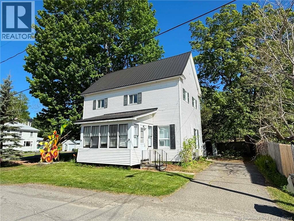 106 College Street - 1