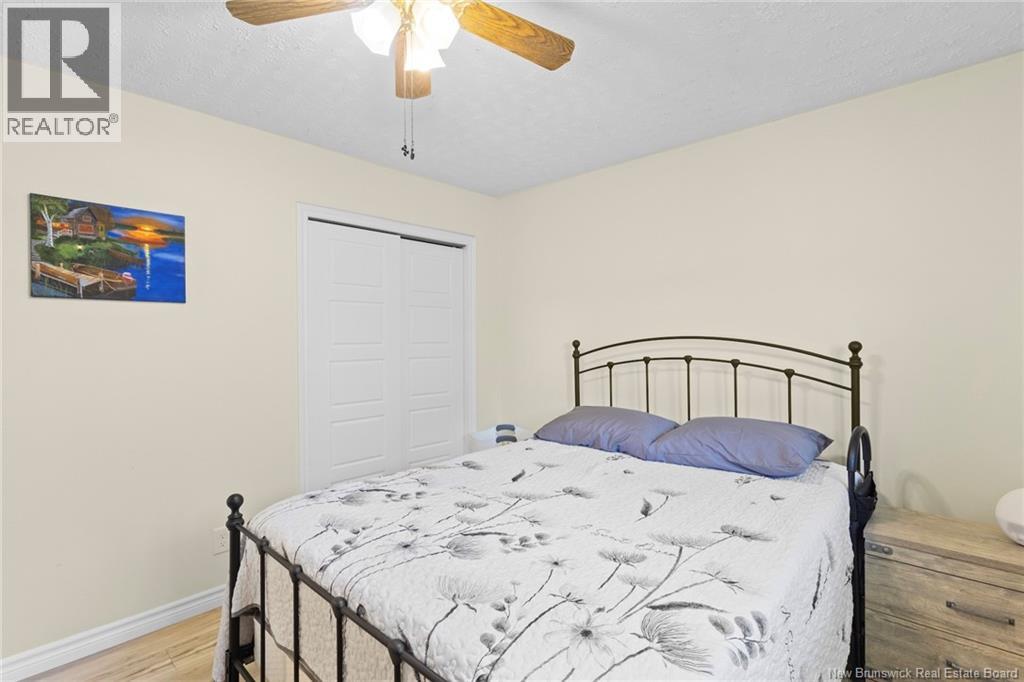 18 Hollybrook Street - 20